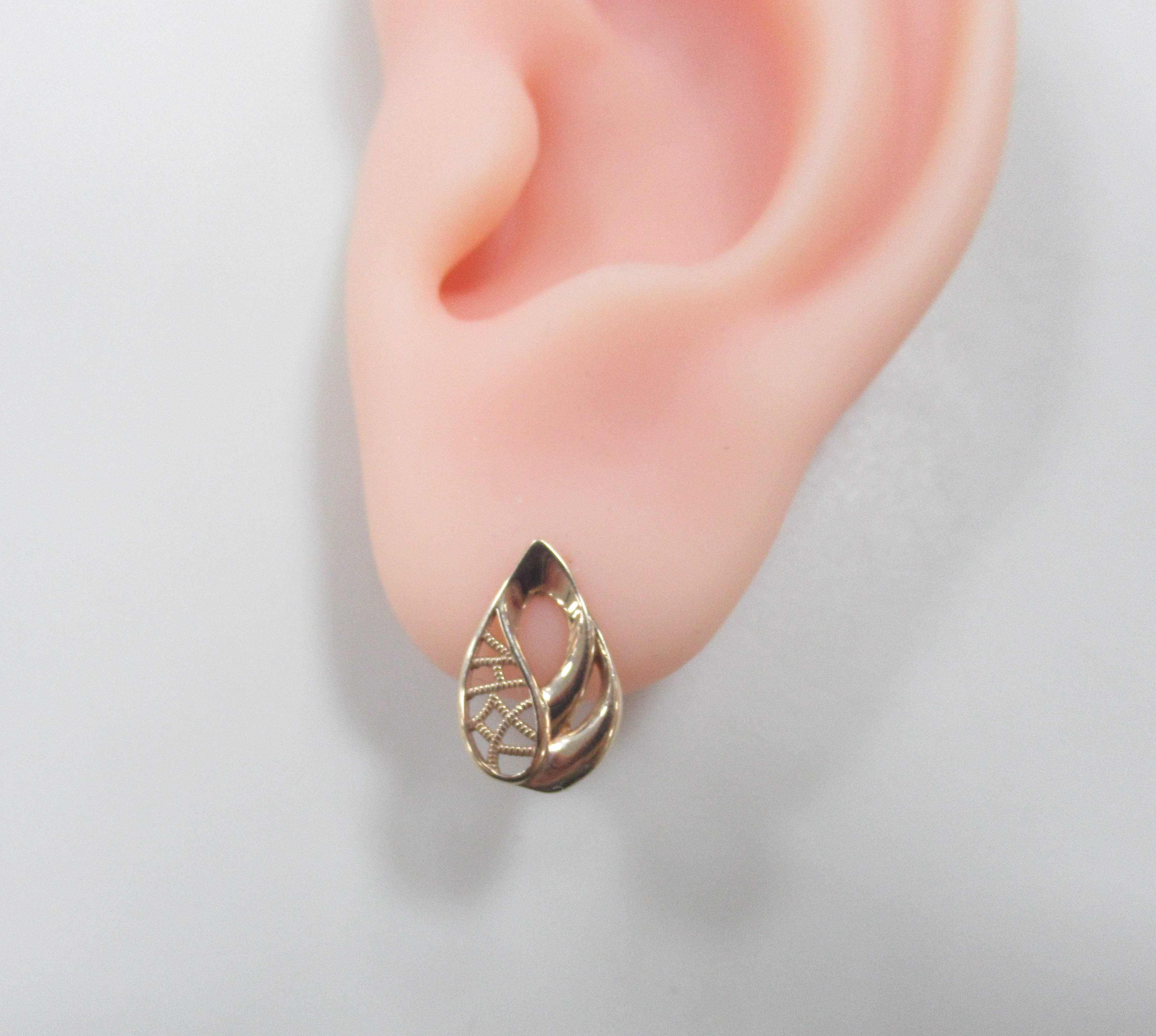 Серьги из золота